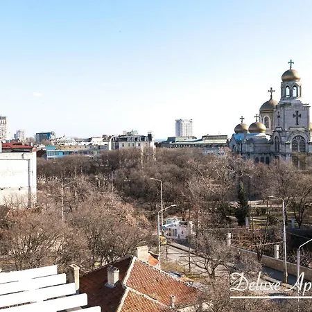 Cathedral Deluxe Apartment